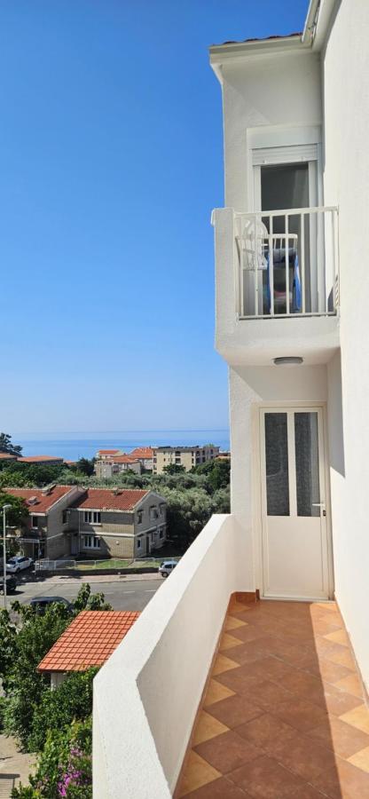 Sea View Apartment Aria Petrovac Ngoại thất bức ảnh