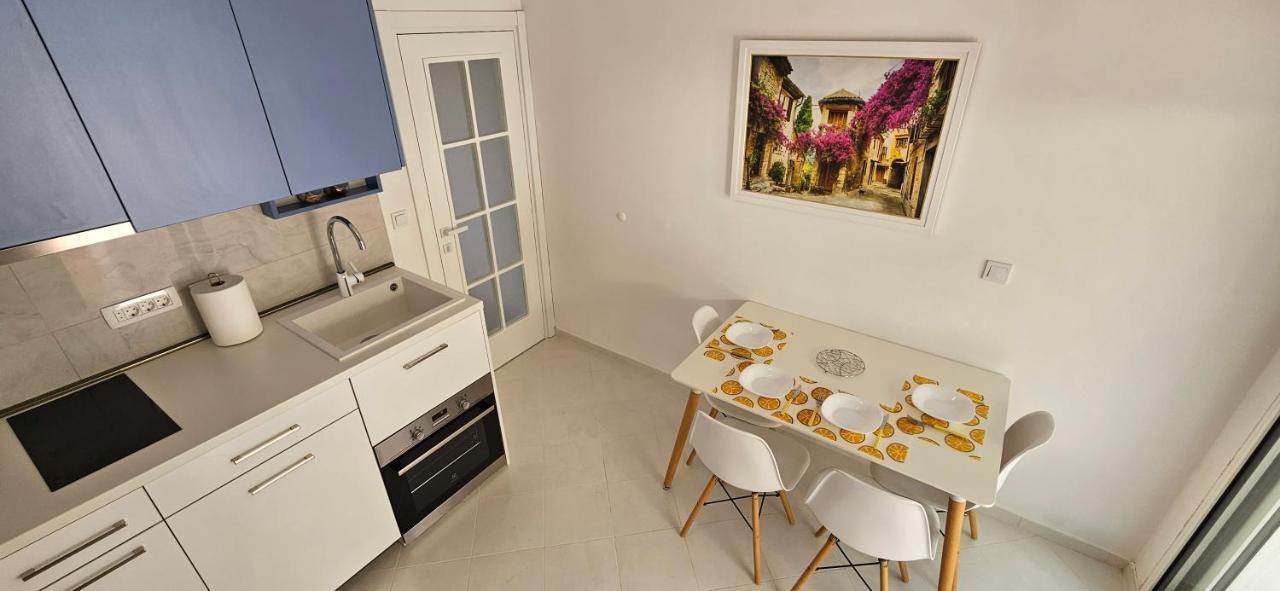 Sea View Apartment Aria Petrovac Ngoại thất bức ảnh